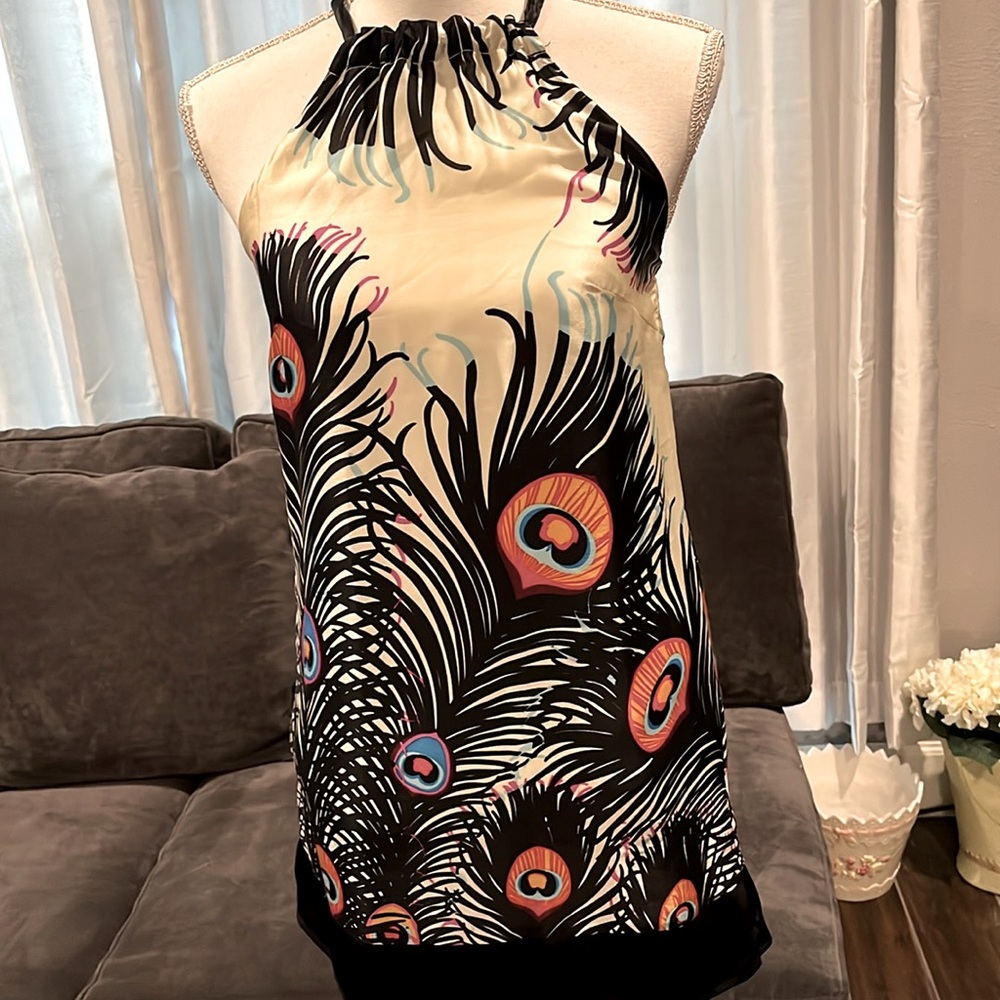 Jaloux stunning 100% Silk Top. Black, white & beautiful color designs in a Sm
